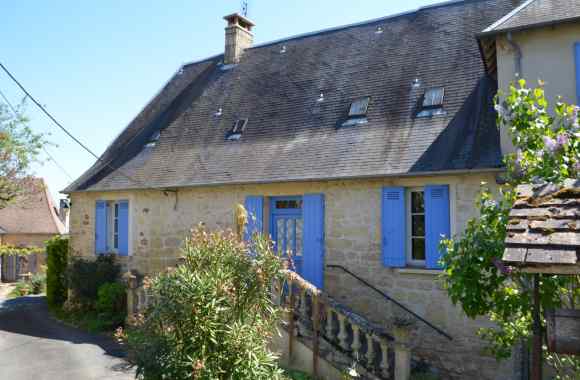  Property for Sale - House / Character property - hautefort  