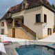 Beautiful house of 180 m² living space on the heights of Montignac. Superb view. Swimming pool. Land of 900 m².