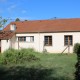 5 minutes walk from the shops and schools of MONTIGNAC-LASCAUX, house to refresh with building land.