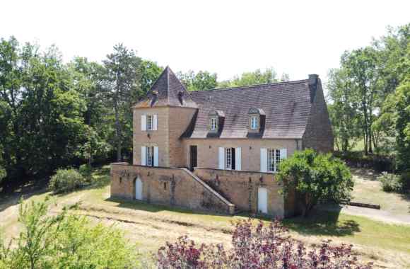  Property for Sale - House / Character property - les-eyzies  